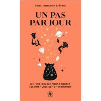 Couverture du livre Un pas par jour avec fond orange, illustrations symboliques et sous-titre livre oracle pour écouter les murmures de son intuition.