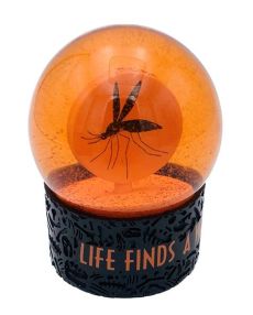 Boule à neige Jurassic Park 65 mm avec moustique fossilisé dans ambre orange et base noire décorée de l’inscription Life Finds a Way.